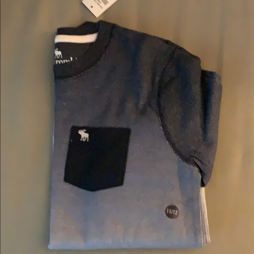 Abercrombie kids Henley tie dye blue shirt